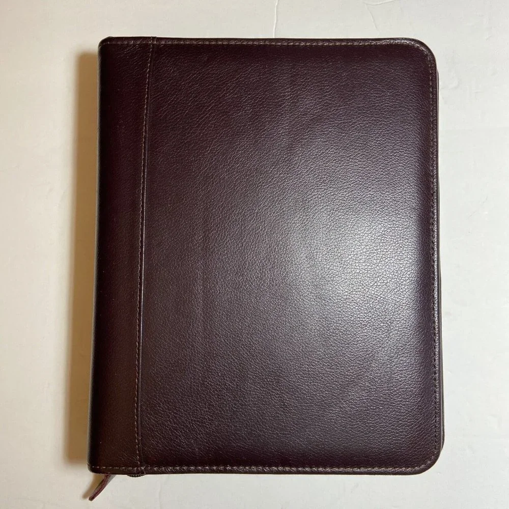 Franklin Covey Classic FC Basics Brown Leather Zipper Planner Binder Zip Around